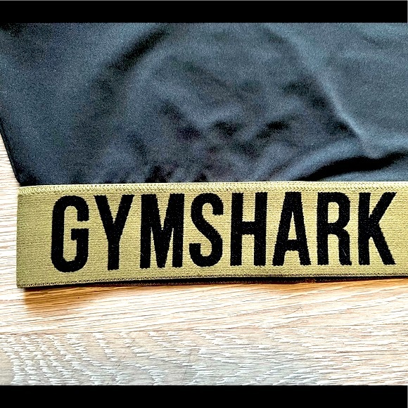 GYMSHARK • Low Support Black Sports Bra / Crop Top • Size Small/Medium • Black - Picture 4 of 14